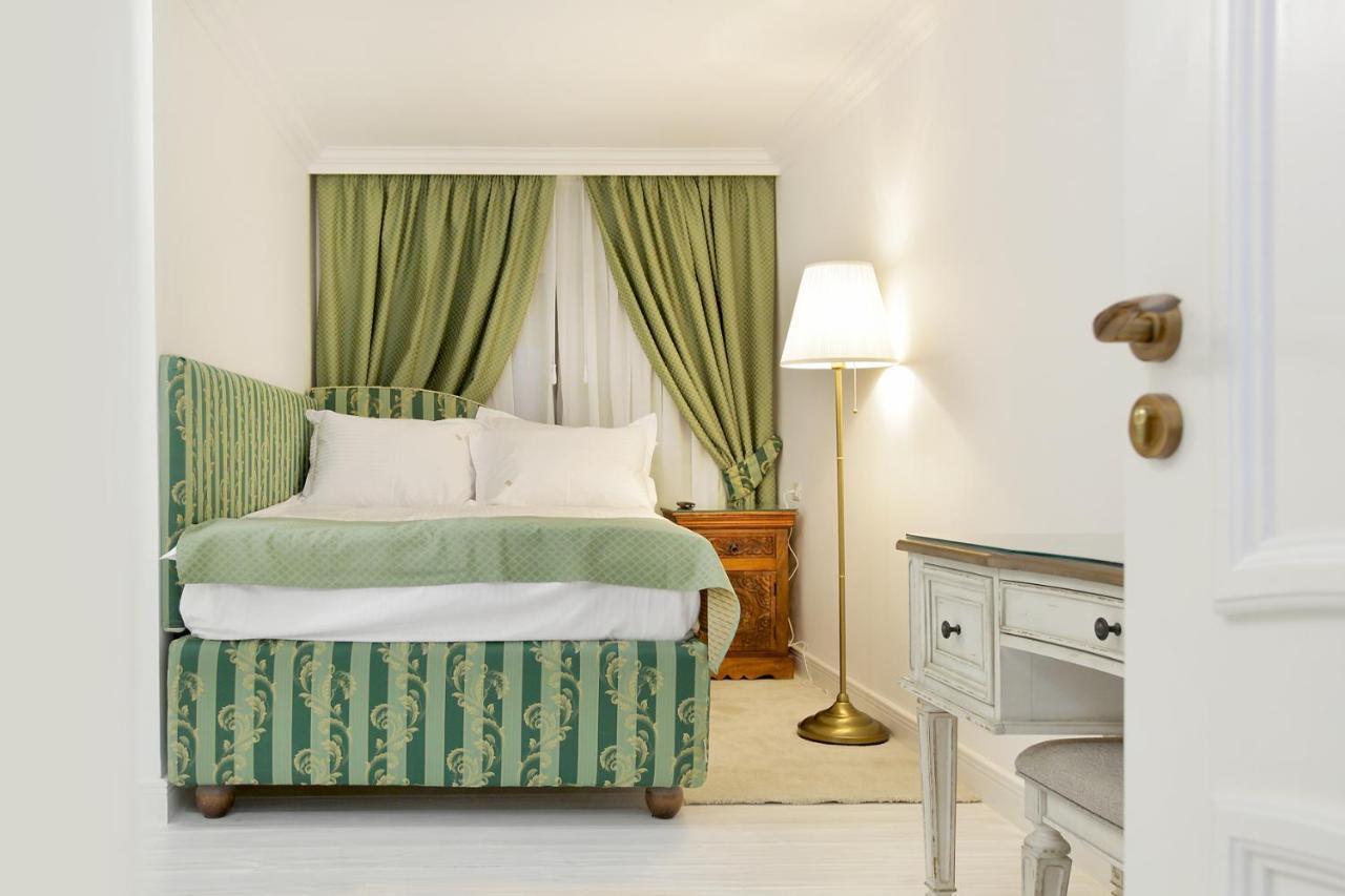 Excelsior Boutique Hotel Sinaia Szoba fotó