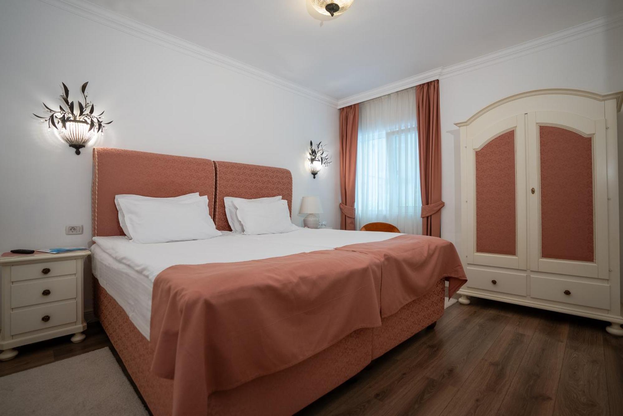 Excelsior Boutique Hotel Sinaia Kültér fotó